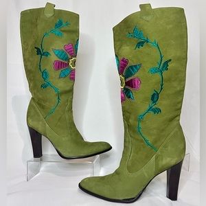Vintage Vince Camuto Imagina Green Suede Embroidered Boots